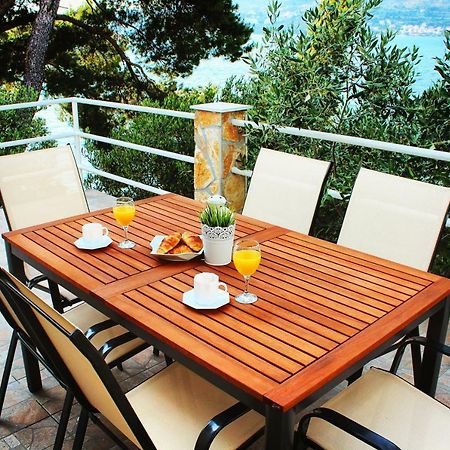 O Sole Apartment With Private Beach Donji Okrug  Luaran gambar