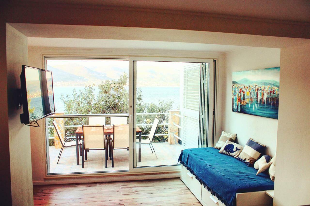 O Sole Apartment With Private Beach Donji Okrug  Luaran gambar