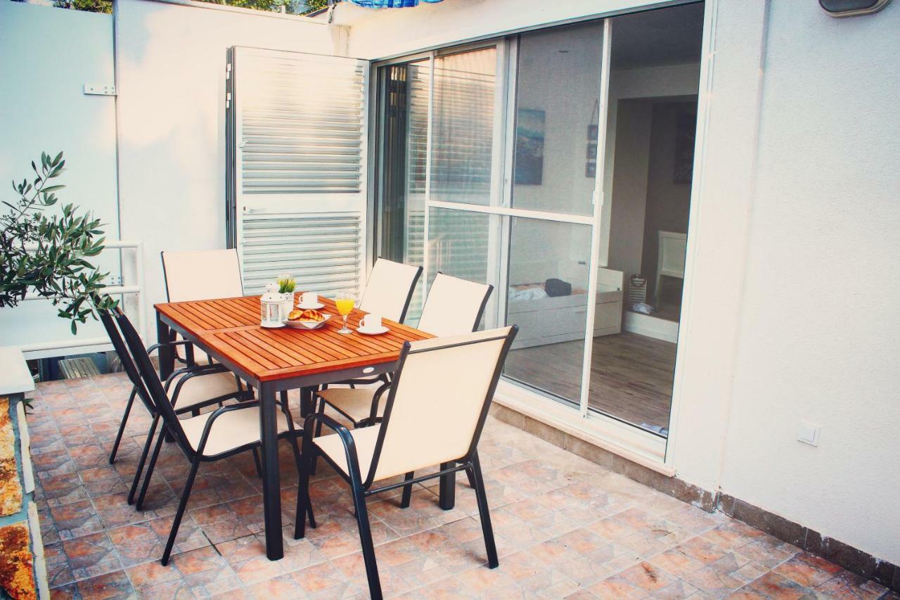 O Sole Apartment With Private Beach Donji Okrug  Luaran gambar